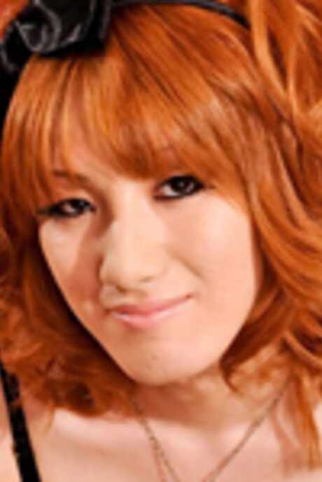 Momoka Naruse Momoka Naruse